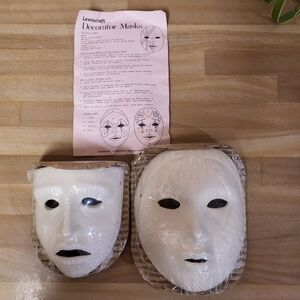 2 Ceramic Masks Craft Kit  Mardi Gras Harlequin Lewiscraft